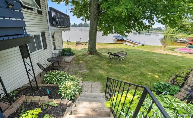 4991 Lakeview Drive, Coral, MI 49322