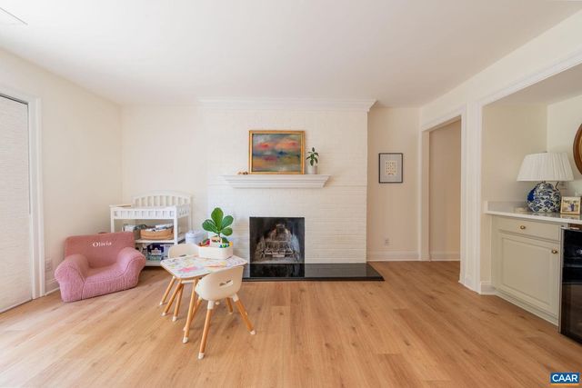 320 HARVEST DR, Charlottesville, VA 22903