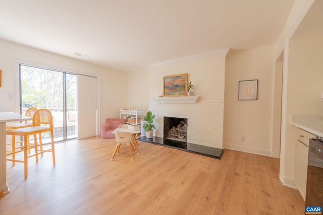 320 HARVEST DR, Charlottesville, VA 22903