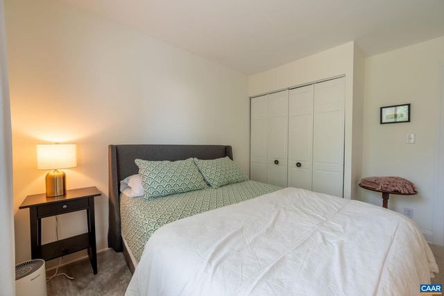 320 HARVEST DR, Charlottesville, VA 22903