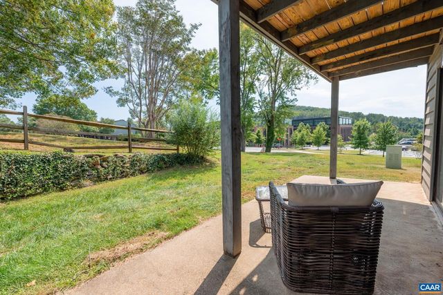 320 HARVEST DR, Charlottesville, VA 22903