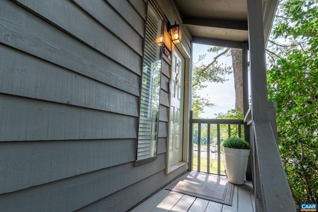 320 HARVEST DR, Charlottesville, VA 22903