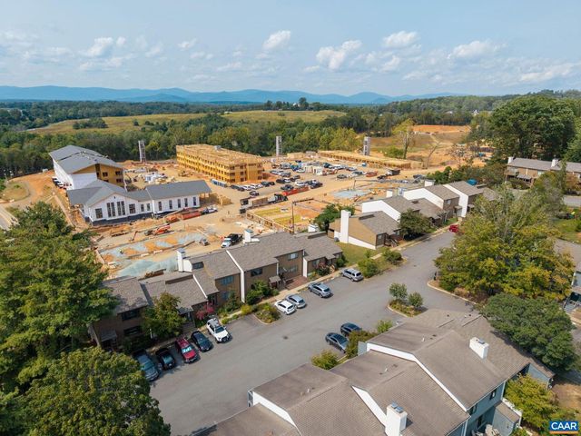 320 HARVEST DR, Charlottesville, VA 22903