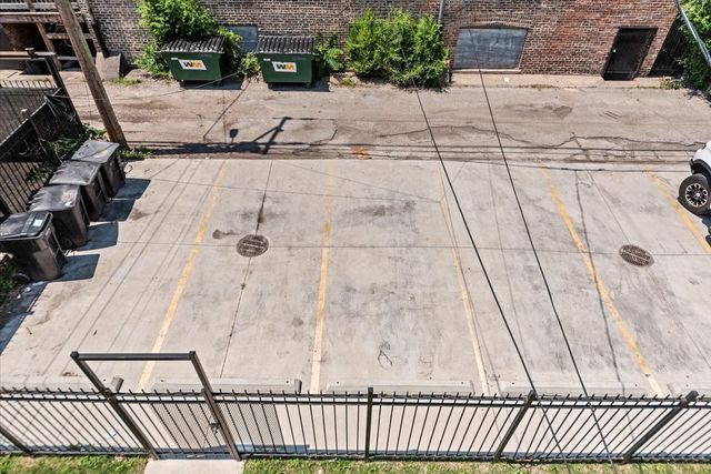 6622 S University Avenue 3, Chicago, IL 60637