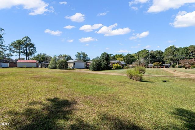 9759 N Nash Street, Middlesex, NC 27557