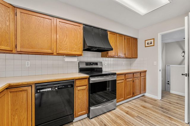 6829 Bret Harte Lane, Eureka, CA 95503