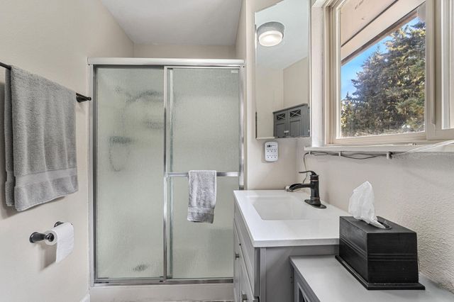 6829 Bret Harte Lane, Eureka, CA 95503