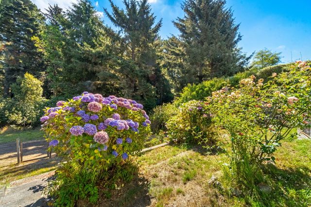 6829 Bret Harte Lane, Eureka, CA 95503