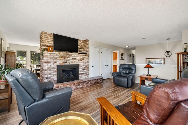 6829 Bret Harte Lane, Eureka, CA 95503