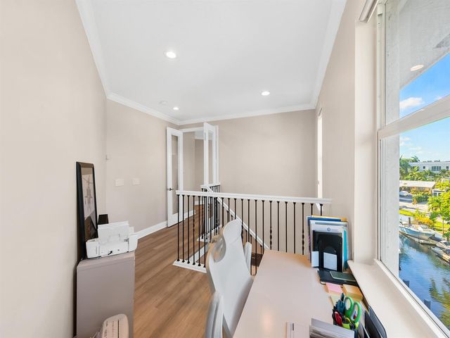 208 SE 10th Terrace, Fort Lauderdale, FL 33301