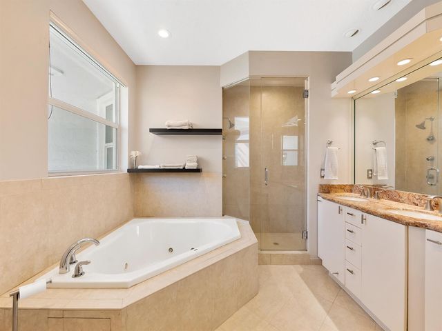 208 SE 10th Terrace, Fort Lauderdale, FL 33301