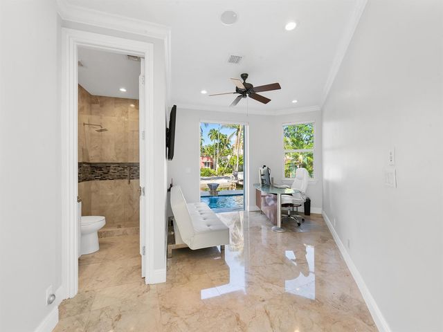 208 SE 10th Terrace, Fort Lauderdale, FL 33301