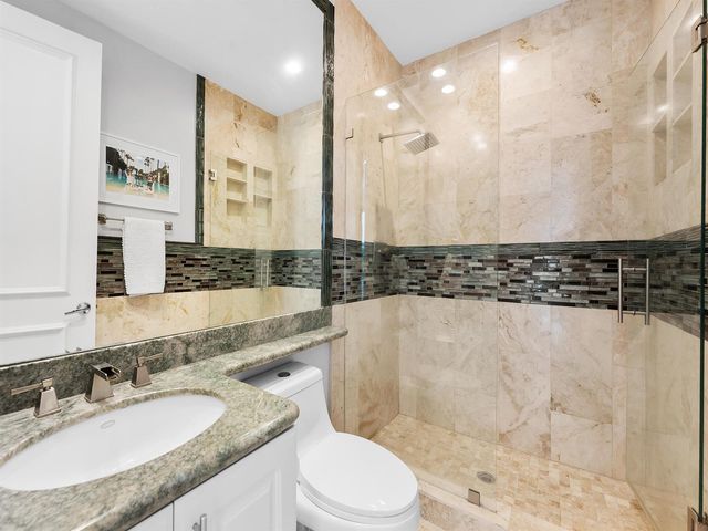 208 SE 10th Terrace, Fort Lauderdale, FL 33301