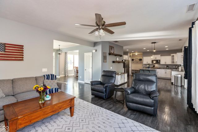 420 Dovetree Drive, Danville, IN 46122