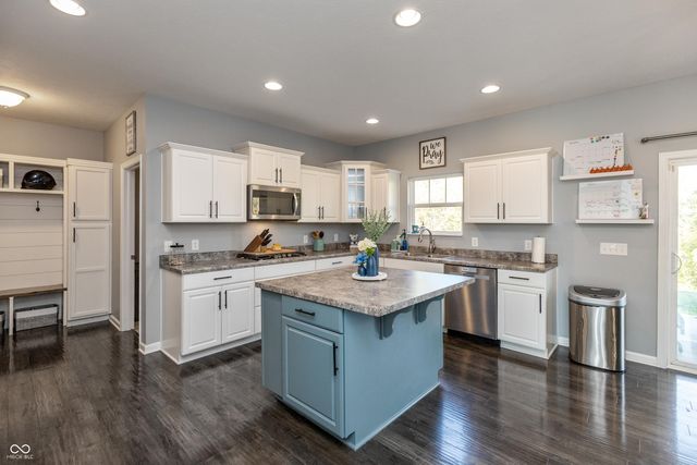 420 Dovetree Drive, Danville, IN 46122