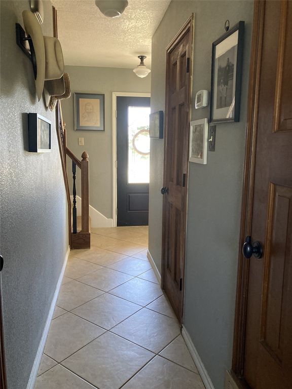 700 Aqua Vista Drive, Granbury, TX 76049 — photo 4