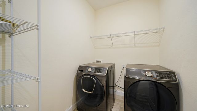 211 CLIFTON BAY LP, St. Johns, FL 32259