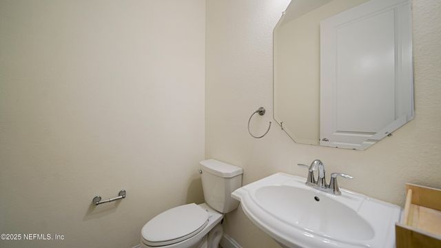 211 CLIFTON BAY LP, St. Johns, FL 32259