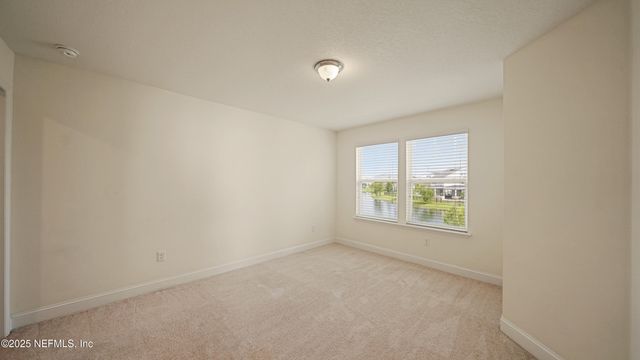 211 CLIFTON BAY LP, St. Johns, FL 32259