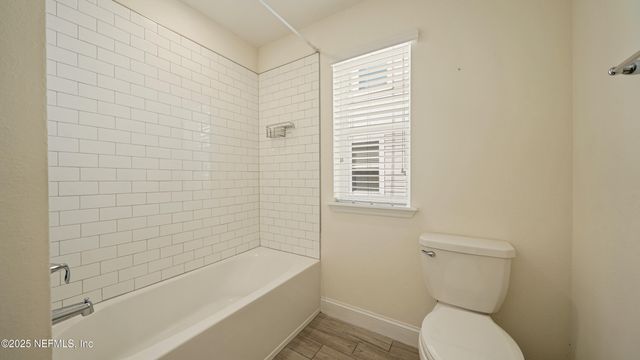 211 CLIFTON BAY LP, St. Johns, FL 32259