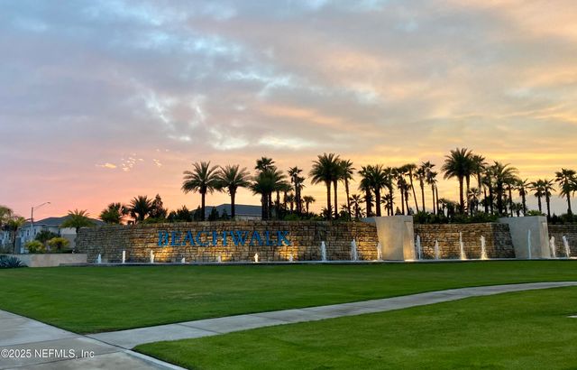 211 CLIFTON BAY LP, St. Johns, FL 32259