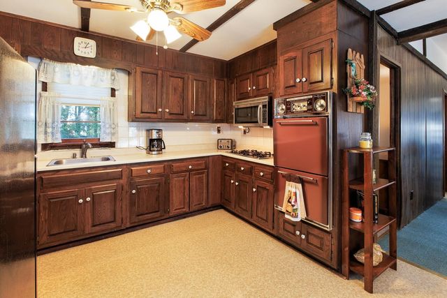 31 Leo Drive, Swanton, VT 05488