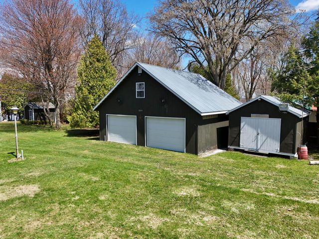 31 Leo Drive, Swanton, VT 05488