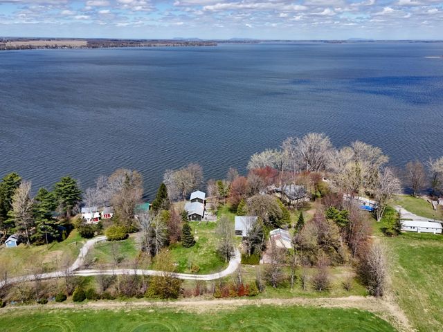 31 Leo Drive, Swanton, VT 05488
