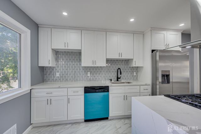 704 Wood Avenue, Colonia, NJ 07067