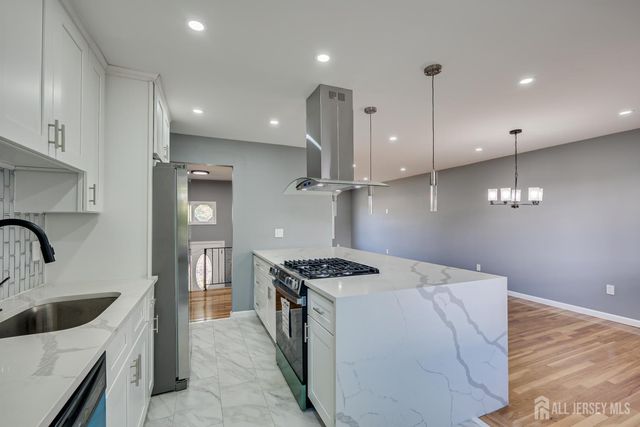 704 Wood Avenue, Colonia, NJ 07067