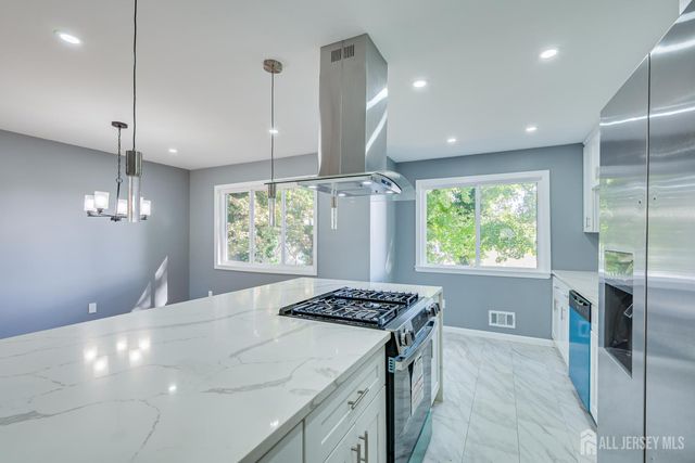 704 Wood Avenue, Colonia, NJ 07067