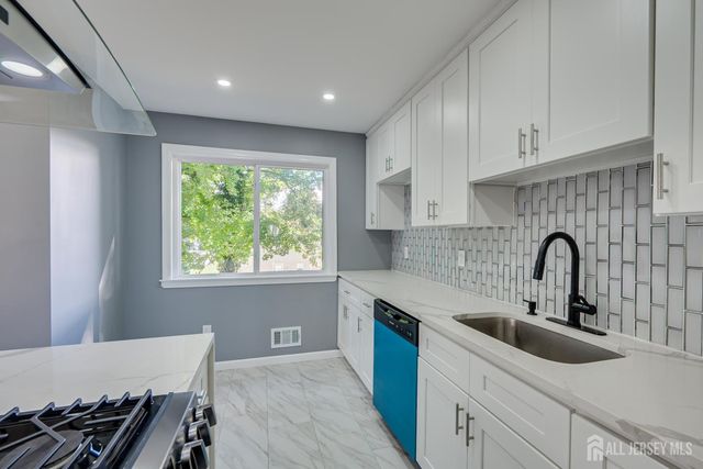 704 Wood Avenue, Colonia, NJ 07067