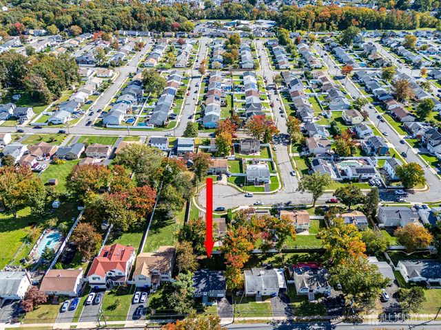 704 Wood Avenue, Colonia, NJ 07067