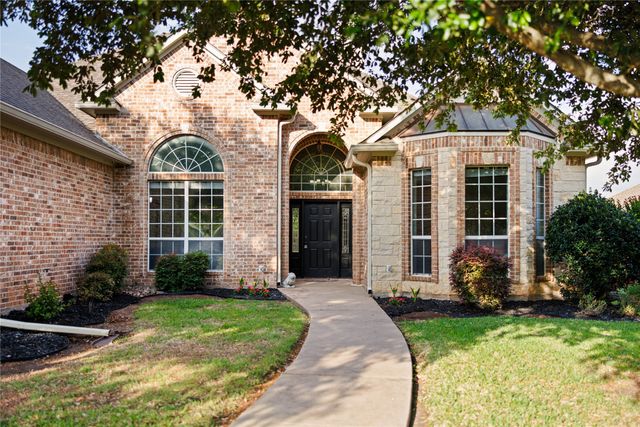937 Queen Elizabeth Drive, Mcgregor, TX 76657