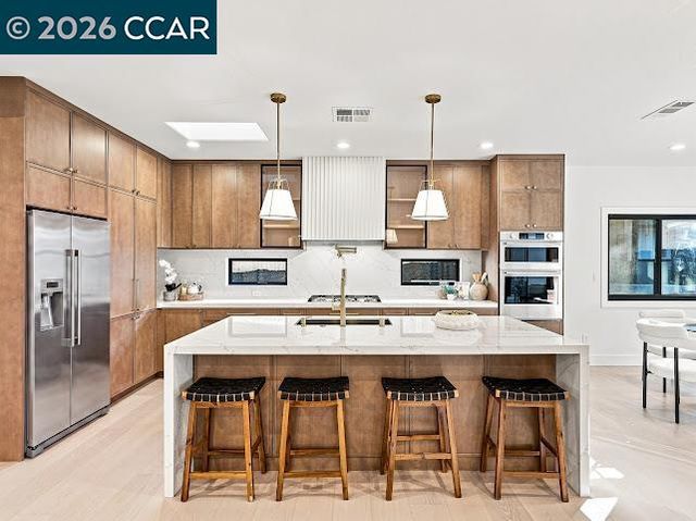 27 Crest Ave, Alamo, CA 94507