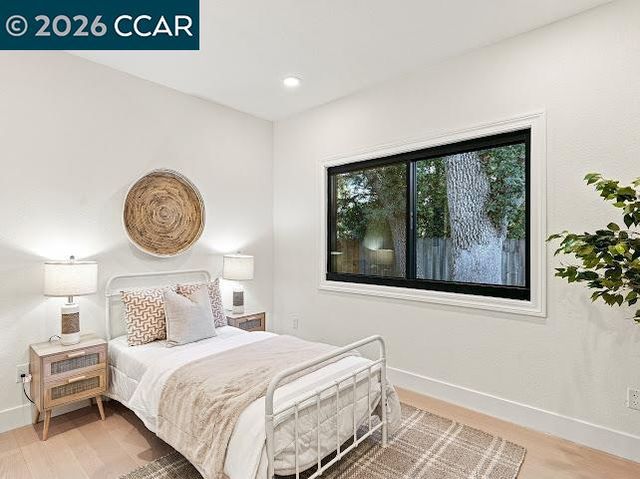 27 Crest Ave, Alamo, CA 94507