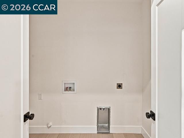 27 Crest Ave, Alamo, CA 94507