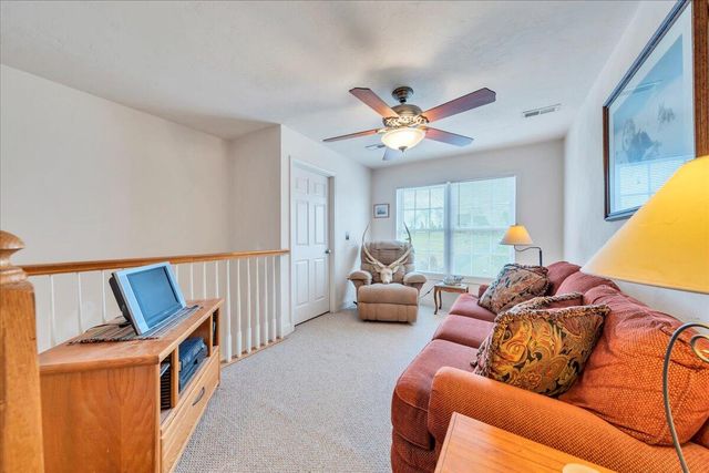 1064 Savanna Hills DR, Moneta, VA 24121