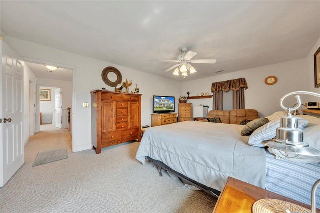 1064 Savanna Hills DR, Moneta, VA 24121