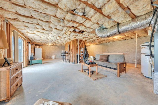 1064 Savanna Hills DR, Moneta, VA 24121