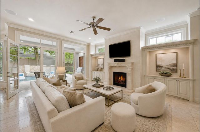 2242 Pelham Drive, Houston, TX 77019