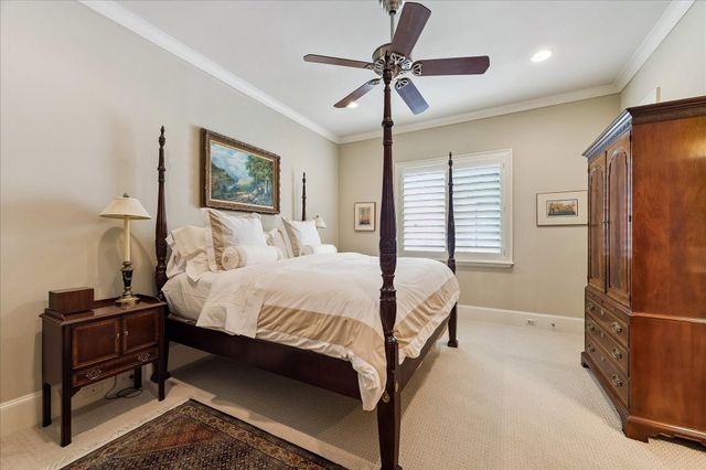 2242 Pelham Drive, Houston, TX 77019