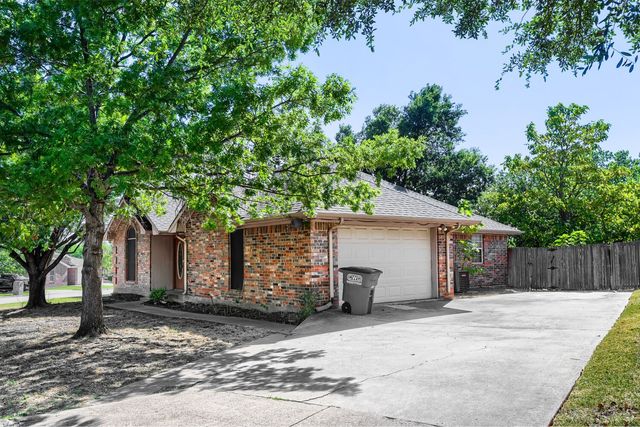 316 Peachtree Lane, Princeton, TX 75407