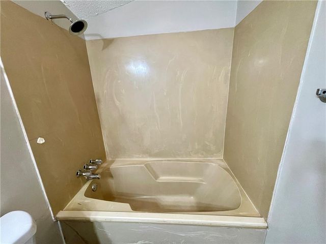 5806 Par Four Court, Lithonia, GA 30038