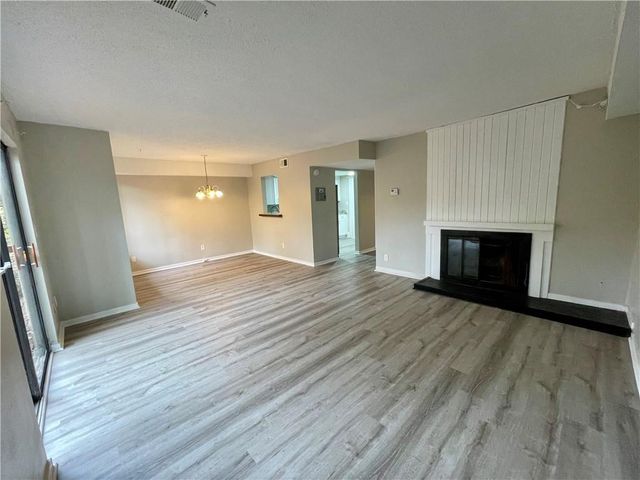 5806 Par Four Court, Lithonia, GA 30038