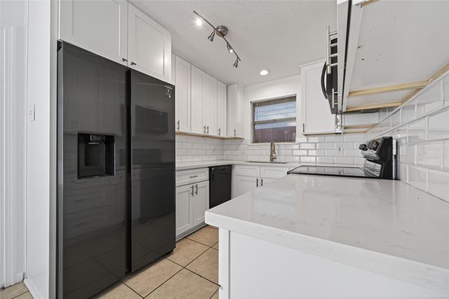 2603 Shady Bayou Lane, Spring, TX 77373