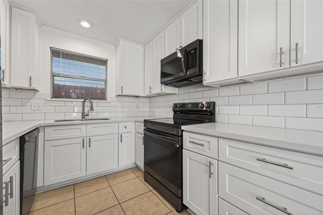 2603 Shady Bayou Lane, Spring, TX 77373