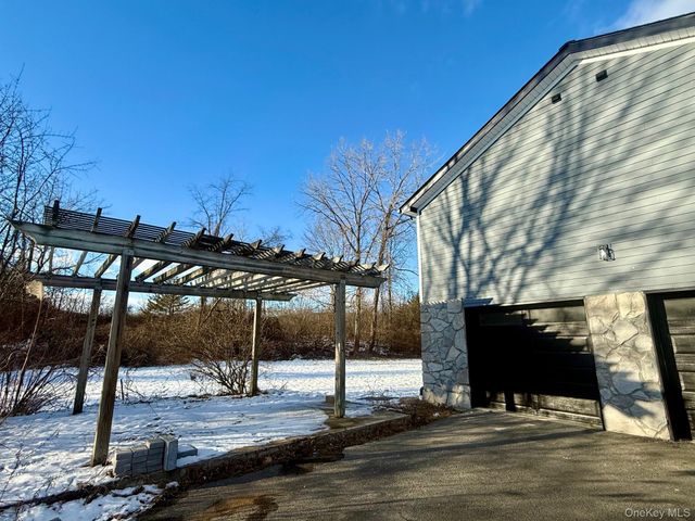 38 Mayer Drive, Lloyd, NY 12528