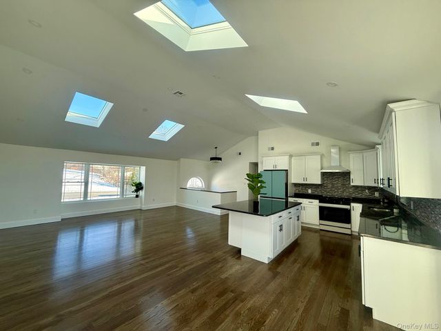 38 Mayer Drive, Lloyd, NY 12528