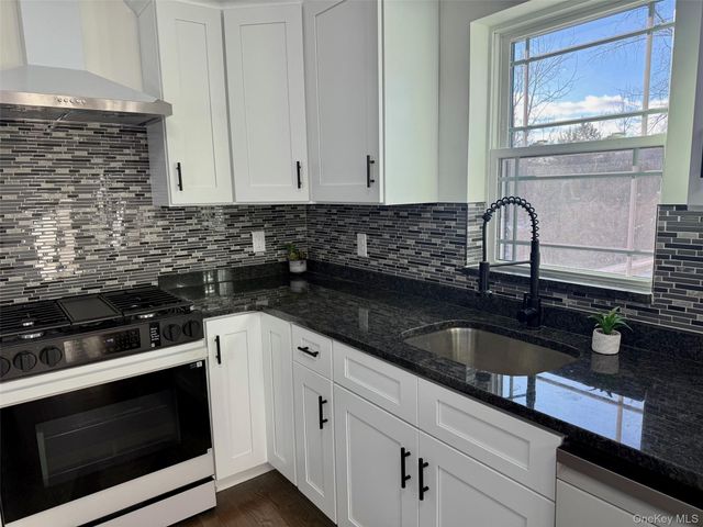 38 Mayer Drive, Lloyd, NY 12528